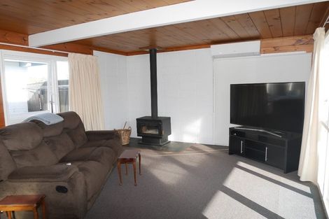 Photo of property in 18 Eskdale Road, Papakowhai, Porirua, 5024