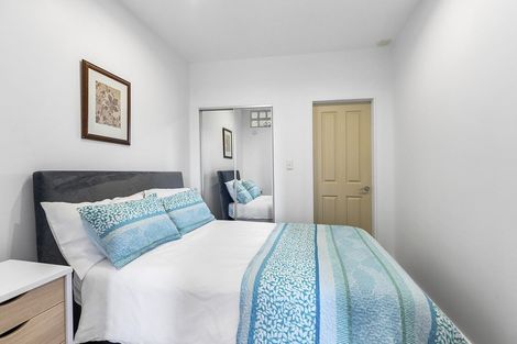 Photo of property in Atrium Towers, 5c/154 The Terrace, Wellington Central, Wellington, 6011