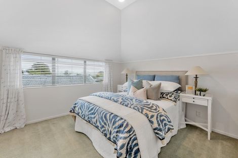 Photo of property in 2/2 Abercrombie Street, Howick, Auckland, 2014