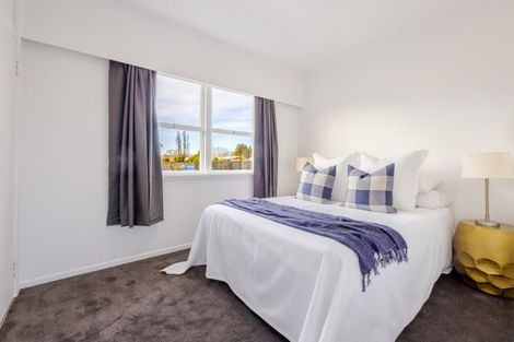 Photo of property in 13 Latham Stubbs Crescent, Waipawa, 4210