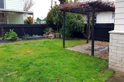 Photo of property in 16 School Road, Clive, 4102