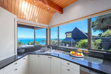 Photo of property in 2 The Cliffs, Britannia Heights, Nelson, 7010