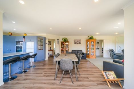 Photo of property in 19 Ursula Drive, Feilding, 4702