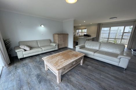 Photo of property in 4b Queen Road, Bellevue, Tauranga, 3110