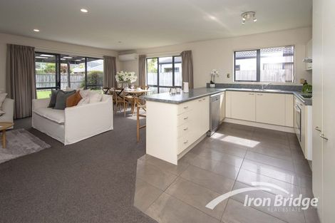 Photo of property in 41 Mauger Drive, Heathcote Valley, Christchurch, 8022