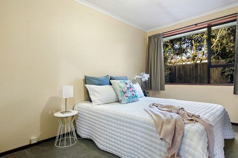 Photo of property in 27a Sayers Crescent, Ilam, Christchurch, 8041