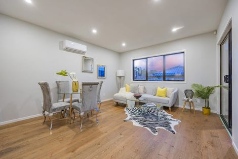 Photo of property in 12 Cutfield Lane, Kumeu, 0810