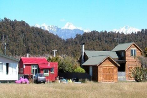 Photo of property in 41 The Strand, Okarito, Whataroa, 7886