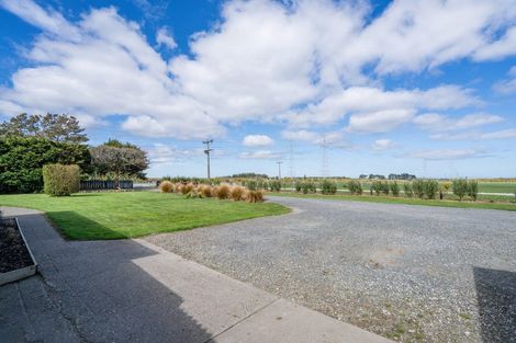Photo of property in 460 Tiwai Road, Awarua Plains, Invercargill, 9877