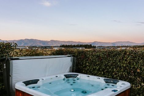 Photo of property in 8 Mcdonald Street, Wanaka, 9305