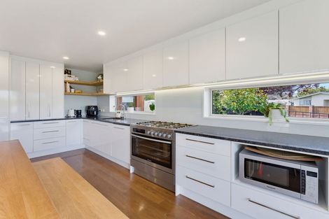 Photo of property in 12 Saffron Street, Bryndwr, Christchurch, 8053