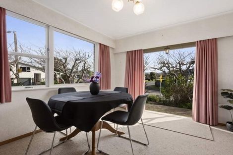 Photo of property in 135 Clouston Park Road, Clouston Park, Upper Hutt, 5018