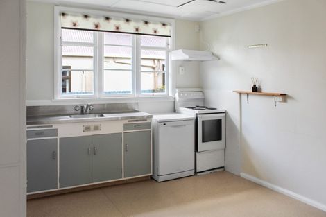 Photo of property in 12 Centennial Drive, Hokowhitu, Palmerston North, 4410