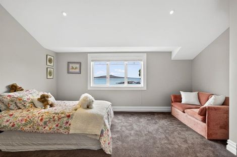 Photo of property in 27 Muritai Road, Milford, Auckland, 0620