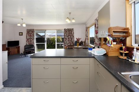 Photo of property in 2/11 Stead Crescent, Stoke, Nelson, 7011