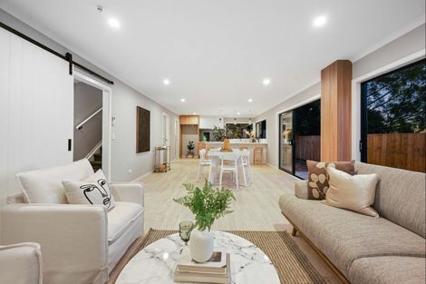 Photo of property in 30a Alison Street, Hamilton Lake, Hamilton, 3204