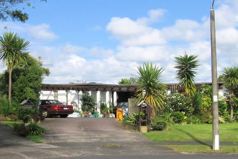 Photo of property in 27 Tyrian Close, Half Moon Bay, Auckland, 2012