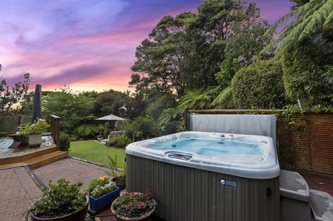 Photo of property in 16 Selwyn Avenue, Glen Eden, Auckland, 0602