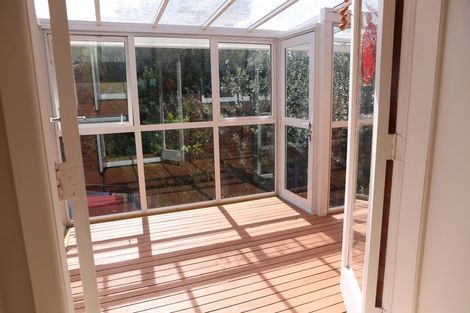 Photo of property in 3/16 Fowler Street, Northcote, Auckland, 0627