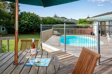 Photo of property in 13 Belmere Rise, Farm Cove, Auckland, 2012