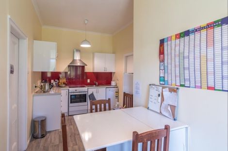 Photo of property in 196 Glenmore Street, Northland, Wellington, 6012