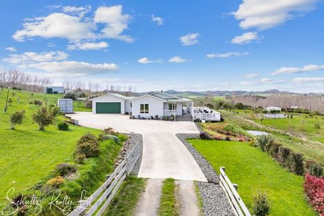 Photo of property in 67 Te Pahi River Drive, Paparoa, 0583