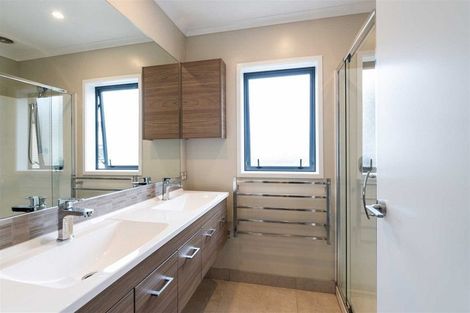 Photo of property in 21 Mapou Road, Hobsonville, Auckland, 0616