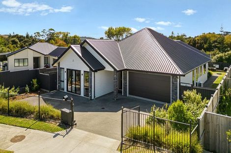 Photo of property in 13 Pukemarino Road, Waimauku, 0812