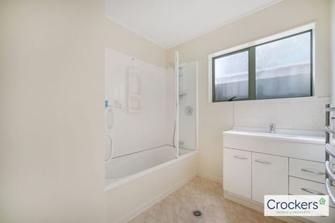 Photo of property in 30 Kona Crescent, Henderson, Auckland, 0610