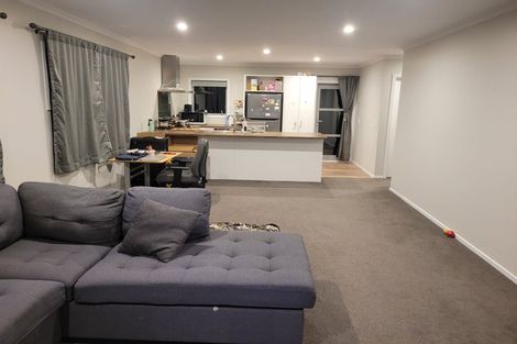 Photo of property in 8 Takapo Grove, Kelson, Lower Hutt, 5010