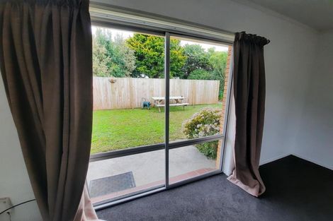 Photo of property in 2/60 Aurea Avenue, Pakuranga, Auckland, 2010