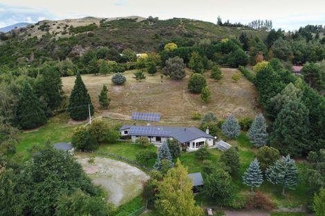 Photo of property in 752 Malaghans Road, Speargrass Flat, Queenstown, 9371