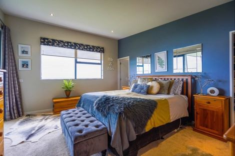 Photo of property in 7 Ocean Vista Lane, Paraparaumu, 5032