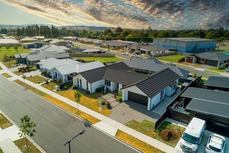 Photo of property in 11 Saint Thomas Avenue, Pyes Pa, Tauranga, 3112