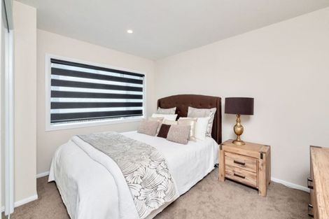 Photo of property in 9 Manu Place, Pinehill, Auckland, 0632