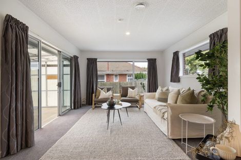 Photo of property in 16 Leacroft Street, Bishopdale, Christchurch, 8053