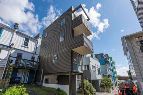 Photo of property in 8/27 Drummond Street, Mount Cook, Wellington, 6021