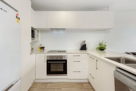 Photo of property in 6/63 Tawa Street, Mount Maunganui, 3116