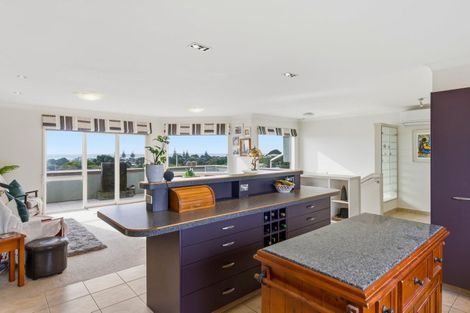 Photo of property in 43 Manuka Street, Otaki Beach, Otaki, 5512