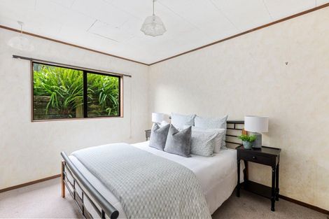 Photo of property in 80 Marellen Drive, Red Beach, 0932
