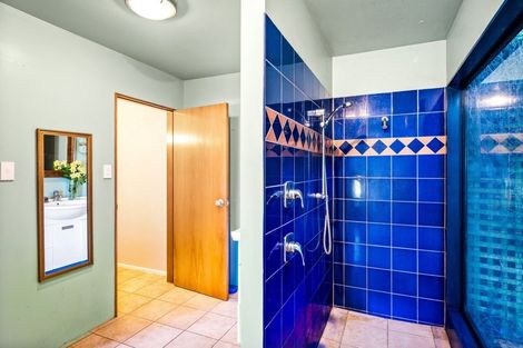 Photo of property in 13a Ferry Road, Days Bay, Lower Hutt, 5013