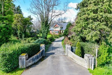 Photo of property in 54 Bridge Street, Coalgate, 7673