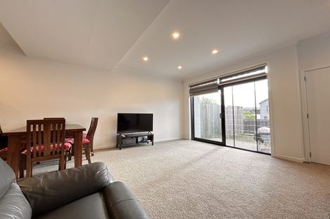 Photo of property in 17 Frank Gill Road, Hobsonville, Auckland, 0616