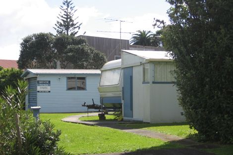 Photo of property in 8 Du Fresne Place, Russell, 0202