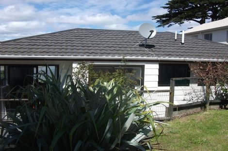 Photo of property in 5a Vella Street, Titahi Bay, Porirua, 5022