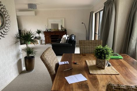 Photo of property in 2/28 Tweed Street, Mount Maunganui, 3116