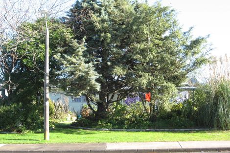 Photo of property in 9 Cargill Street, Papakura, 2110