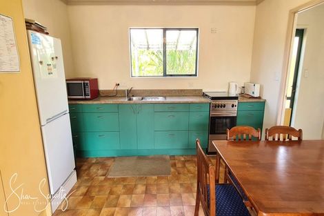 Photo of property in 105 Gorge Road, Maungaturoto, 0520