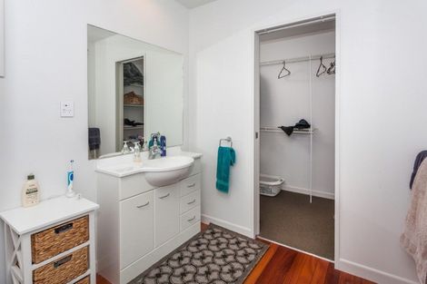 Photo of property in 513c Beach Road, Whangamata, 3620