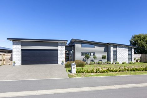 Photo of property in 45 Hudson Place, Paraparaumu, 5032